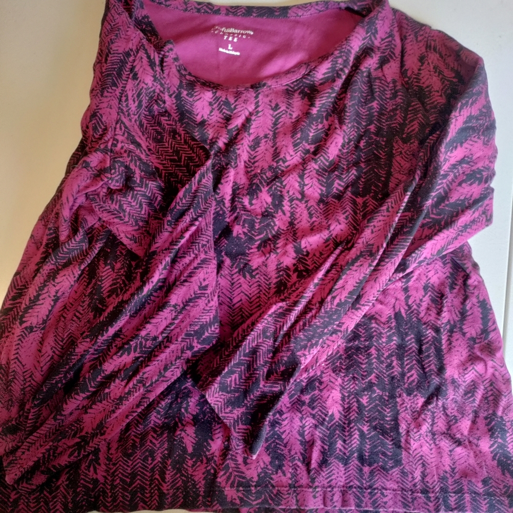 Classic Tee womens